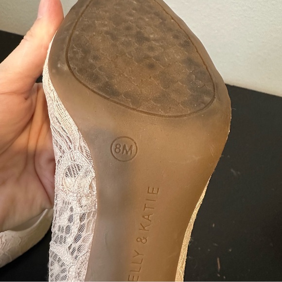 Kelly & Katie Light Pink Lace Pointed Toe High Heels - Picture 13 of 16